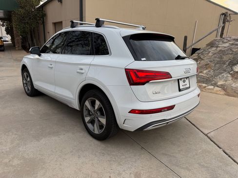 Used 2022 Audi Q5 2.0T Premium Plus image 3