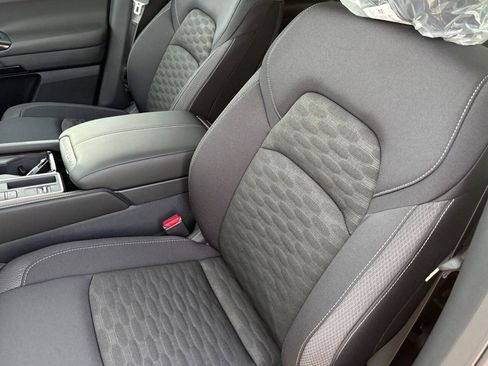 New 2026 Nissan Pathfinder SV image 19