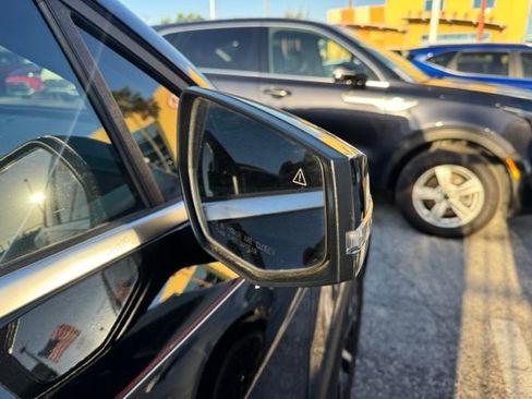 Certified 2025 Kia Sportage EX w/ Premium Package image 8