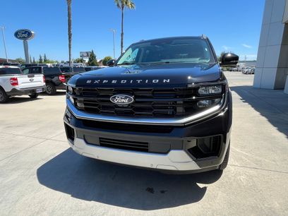 New 2026 Ford Expedition Platinum w/ Platinum Ultimate Package