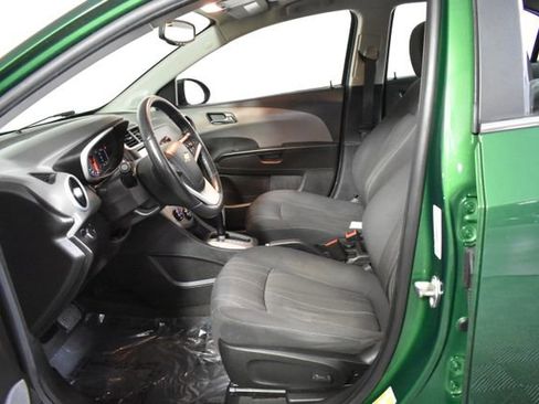 Used 2018 Chevrolet Sonic LT w/ Convenience Package image 11