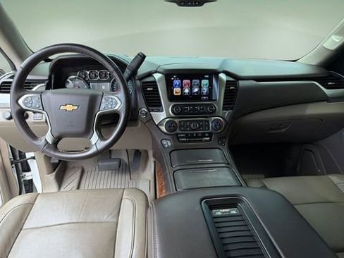 Used 2019 Chevrolet Tahoe Premier AWD/4WD image 16