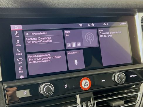 New 2026 Porsche Macan image 15