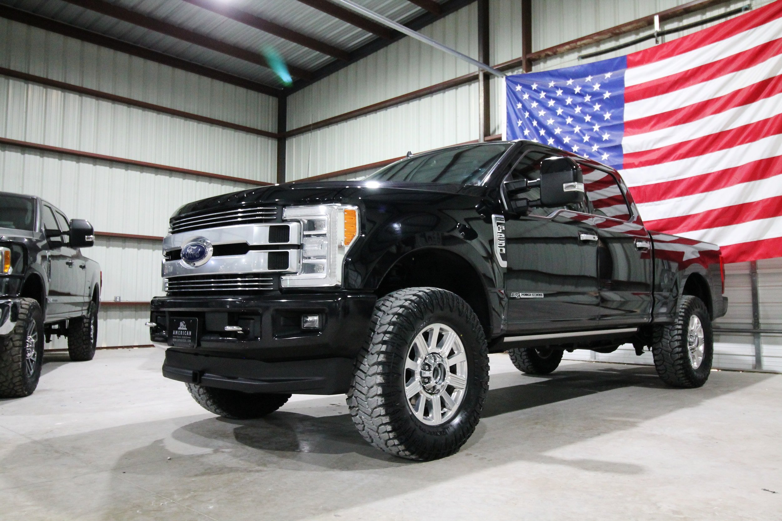 Used 2019 Ford F250 Limited AWD/4WD image 3