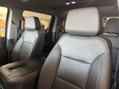 Used 2022 Chevrolet Silverado 1500 LTZ AWD/4WD image 24