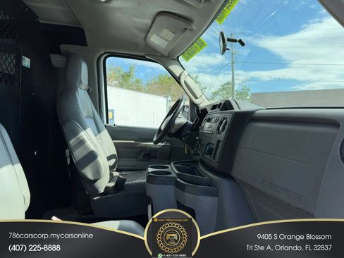 Used 2014 Ford E-250 and Econoline 250 Extended w/ Commercial Cargo Van Package RWD image 8