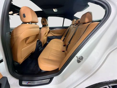 Used 2022 BMW 530i w/ M Sport Package RWD image 25