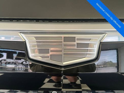 Used 2023 Cadillac Escalade Premium Luxury w/ LPO, Radiant Package image 13