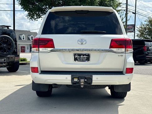 Used 2019 Toyota Land Cruiser AWD/4WD image 7