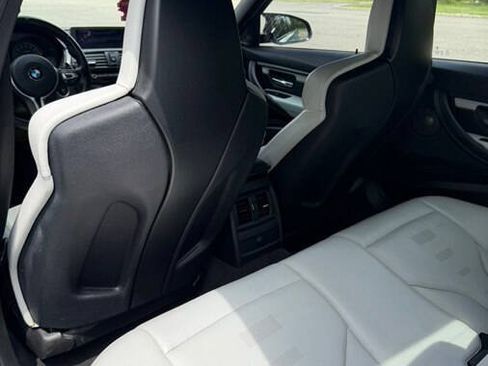 Used 2015 BMW M3 w/ Lighting Package RWD image 31