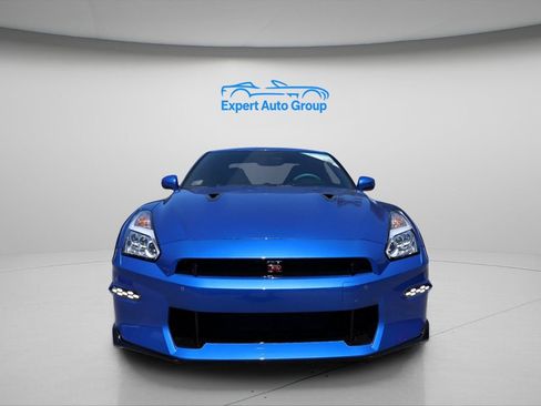Used 2024 Nissan GT-R w/ Floor Mat Package AWD/4WD image 8