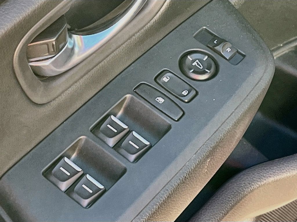 Used 2025 Honda Pilot Touring image 18