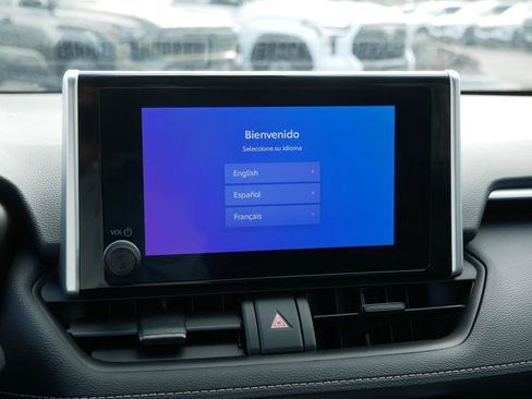 Certified 2025 Toyota RAV4 XLE AWD/4WD image 17
