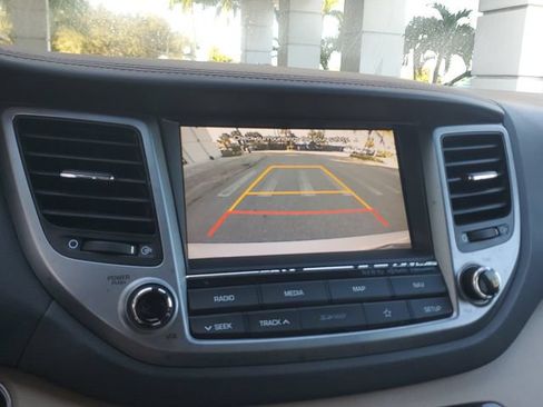 Used 2018 Hyundai Tucson SEL Plus FWD image 26