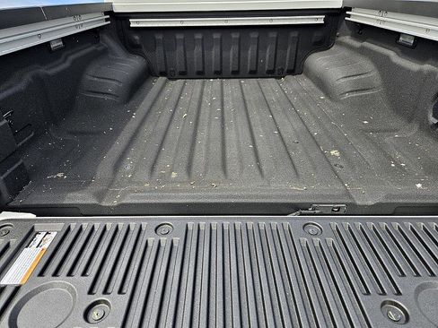 New 2025 Nissan Frontier PRO-4X w/ Pro Premium Package image 13