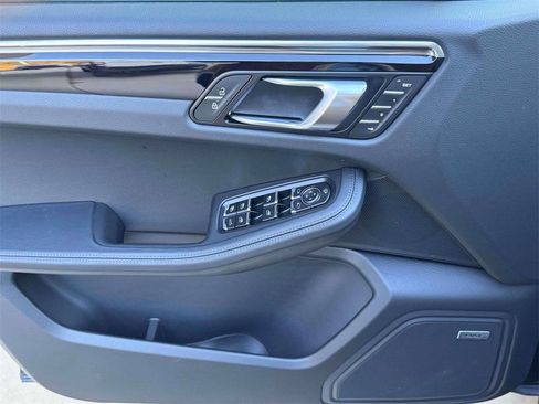 New 2026 Porsche Macan S image 16
