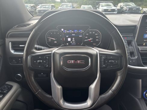 Used 2021 GMC Yukon SLT w/ SLT Luxury Plus Package RWD image 17