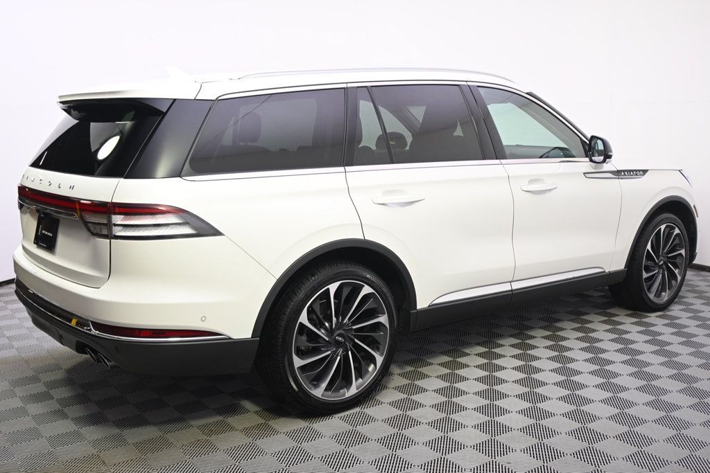 Used 2020 Lincoln Aviator Reserve w/ Equipment Group 202A AWD/4WD image 7