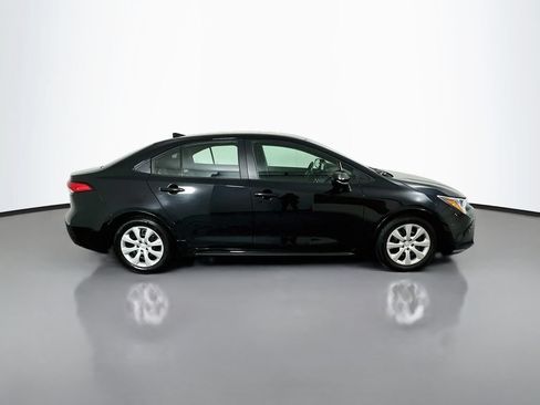 Used 2024 Toyota Corolla LE FWD image 4