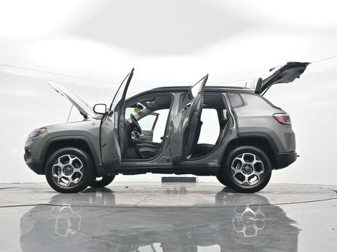 Used 2022 Jeep Compass Trailhawk w/ Trailhawk Convenience Group image 47