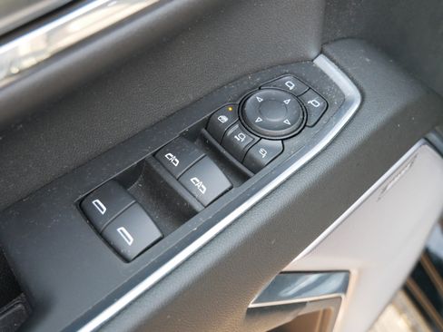 Used 2024 Chevrolet Silverado 3500 High Country AWD/4WD image 13