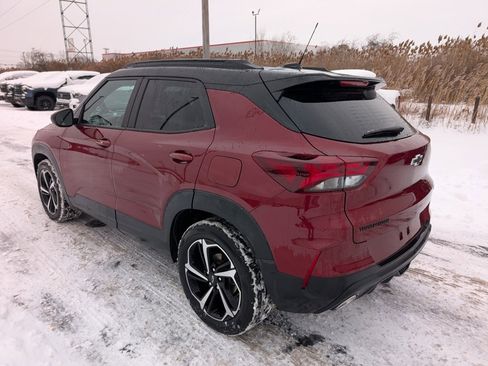 Used 2023 Chevrolet TrailBlazer RS w/ Sun and Liftgate Package image 5