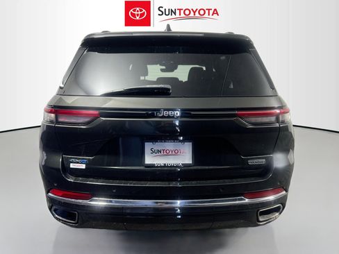 Used 2023 Jeep Grand Cherokee Overland image 5