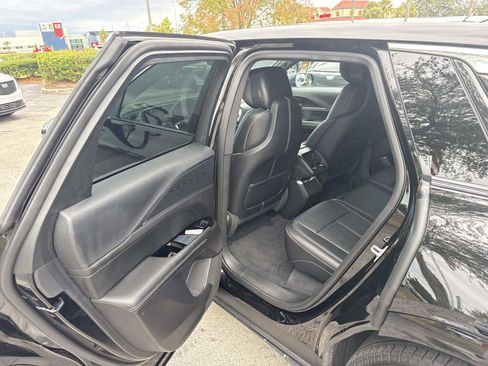 New 2025 Cadillac Lyriq Luxury image 14