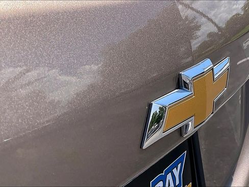 Used 2018 Chevrolet Equinox LS FWD image 9