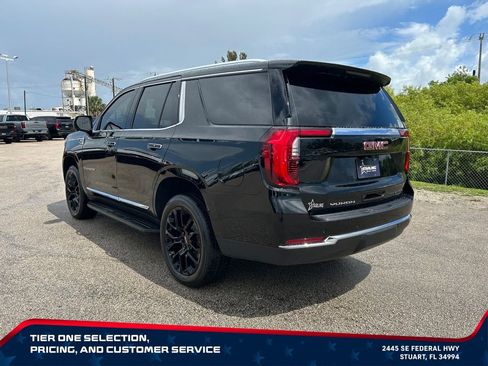 Used 2025 GMC Yukon Elevation AWD/4WD image 7