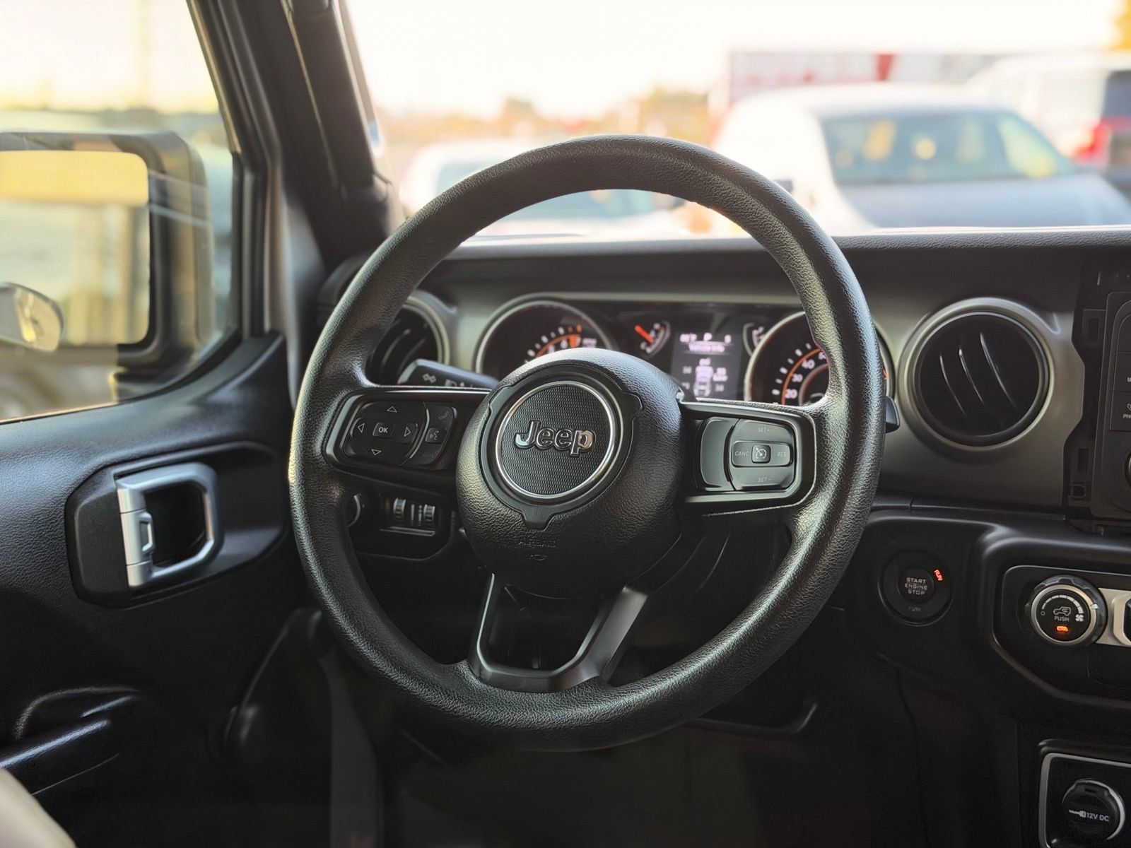 Used 2018 Jeep Wrangler Unlimited Sport AWD/4WD image 36