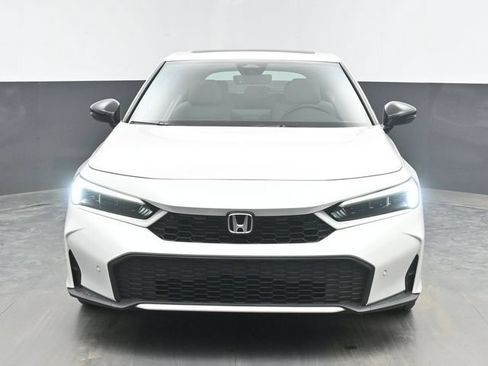 Used 2025 Honda Civic Sport Touring image 3