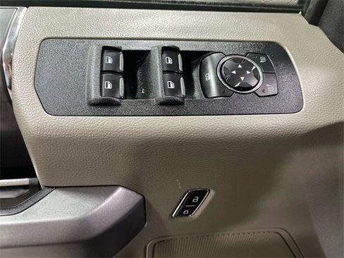 Used 2018 Ford F150 XLT w/ Equipment Group 302A Luxury image 13