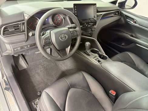 Used 2024 Toyota Camry XSE image 4