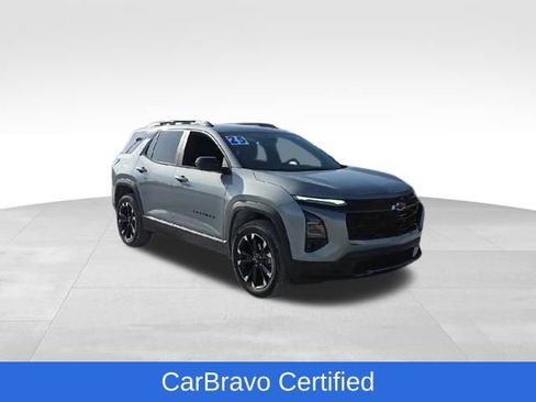 Used 2025 Chevrolet Equinox RS w/ Safety and Technology Package image 2