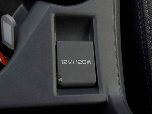 Certified 2025 Subaru Crosstrek 2.0i Premium image 32