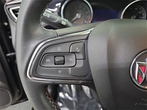 Used 2022 Buick Encore GX Select image 17