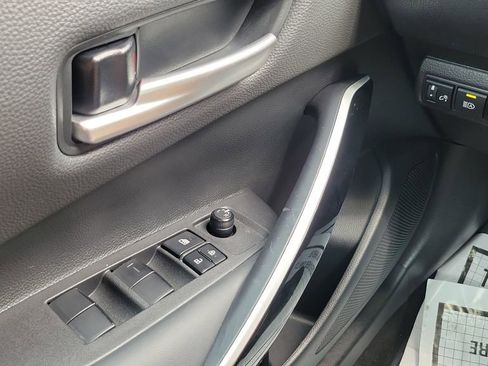 Used 2025 Toyota Corolla XSE FWD image 19