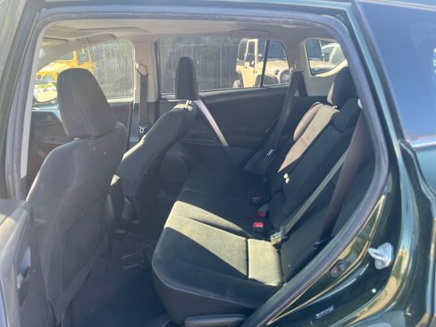 Used 2013 Toyota RAV4 XLE AWD/4WD image 28