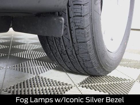 Used 2024 Ford Edge SEL w/ Convenience Package image 18