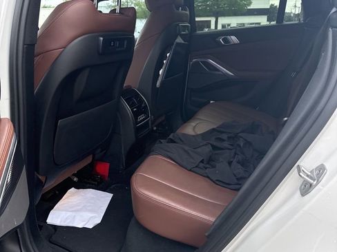 Used 2021 BMW X6 xDrive40i w/ M Sport Package image 8