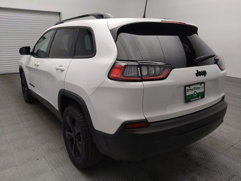 Used 2019 Jeep Cherokee Latitude Plus FWD image 5