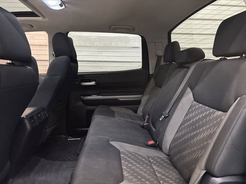 Used 2018 Toyota Tundra SR5 image 26