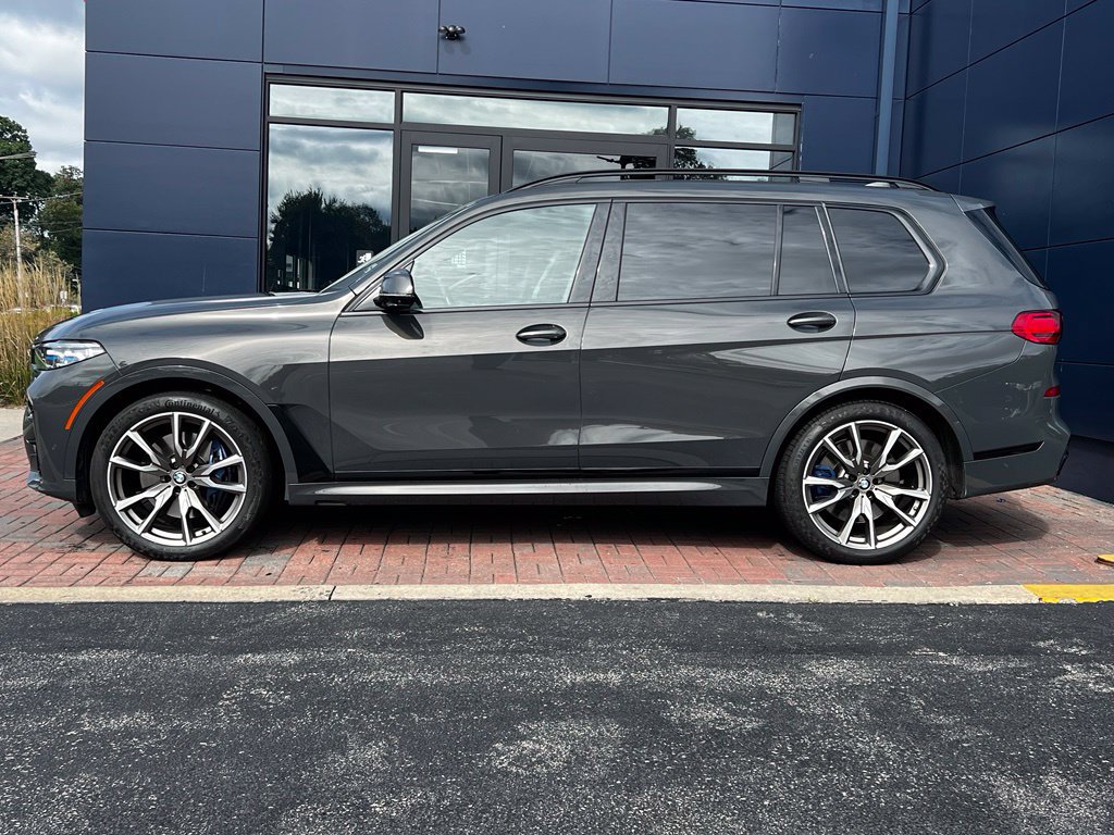 Used 2022 BMW X7 M50i w/ Executive Package AWD/4WD image 2