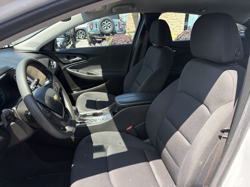Used 2023 Chevrolet Malibu LT FWD image 7