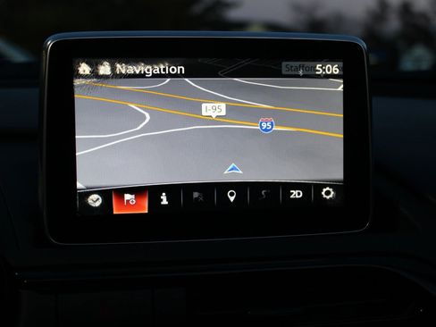 Used 2017 MAZDA MX-5 Miata RF Club image 26