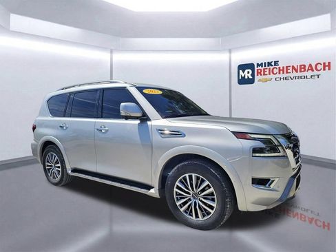Used 2023 Nissan Armada SL w/ Captain's Chairs Package RWD image 2