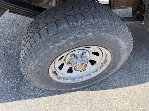 Used 1990 Ford F150 4x4 Regular Cab image 10
