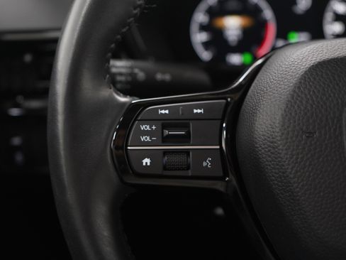 Used 2024 Honda CR-V EX-L image 27