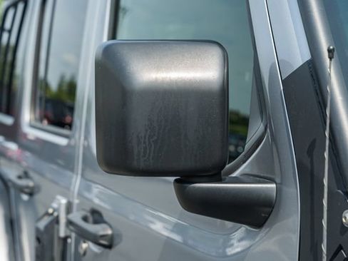 Used 2018 Jeep Wrangler Unlimited Rubicon w/ Steel Bumper Group AWD/4WD image 44